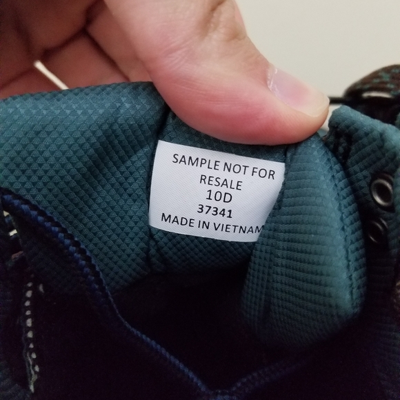 NEW Danner 200g Hiking Boots Green Brown 37341 10D - Picture 3 of 9